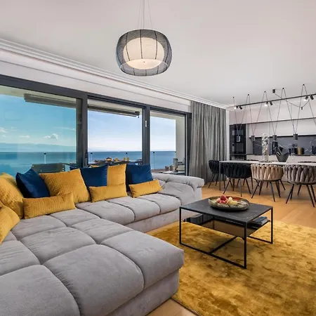 Luxury Bevlo Apartament