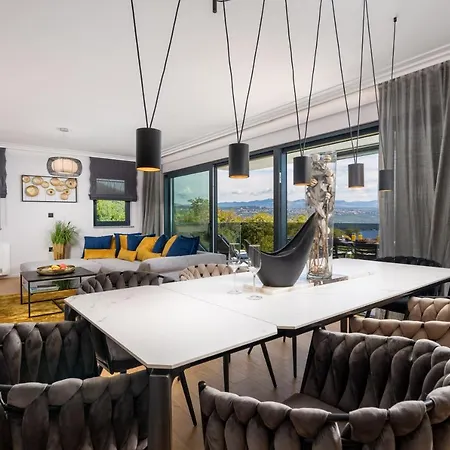 Luxury Bevlo Apartment